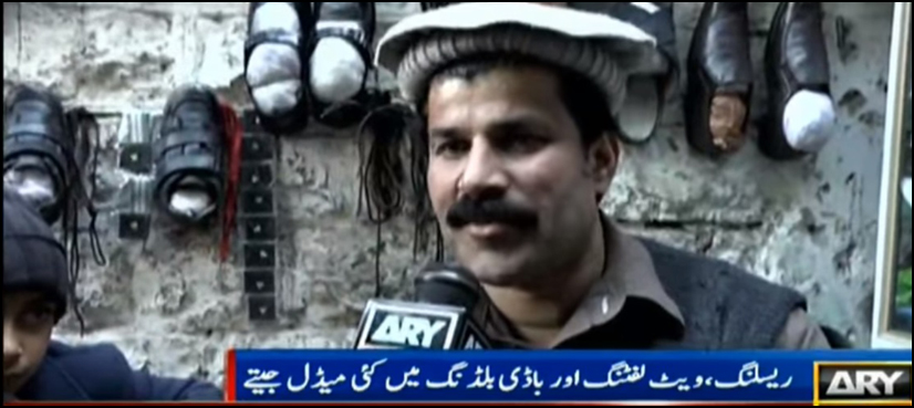 پاکستان کا سابق اولمپیئن افتخار احمد موچی کا کام کرنے پرمجبور