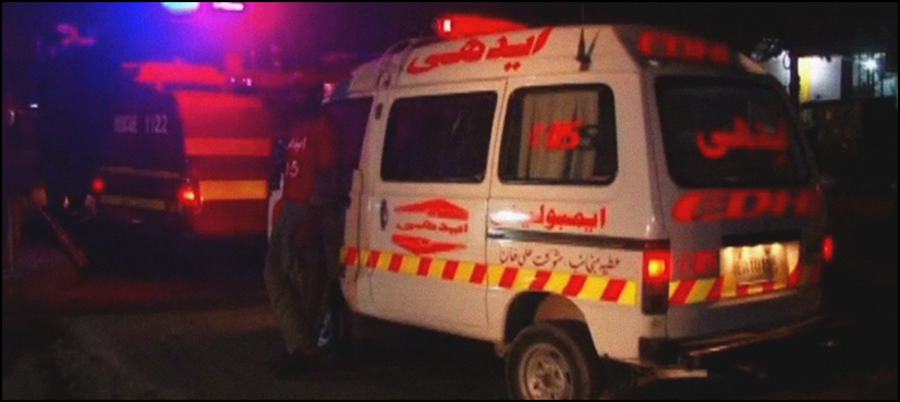 کراچی: خوفناک ٹریفک حادثے میں 2 افراد جاں بحق