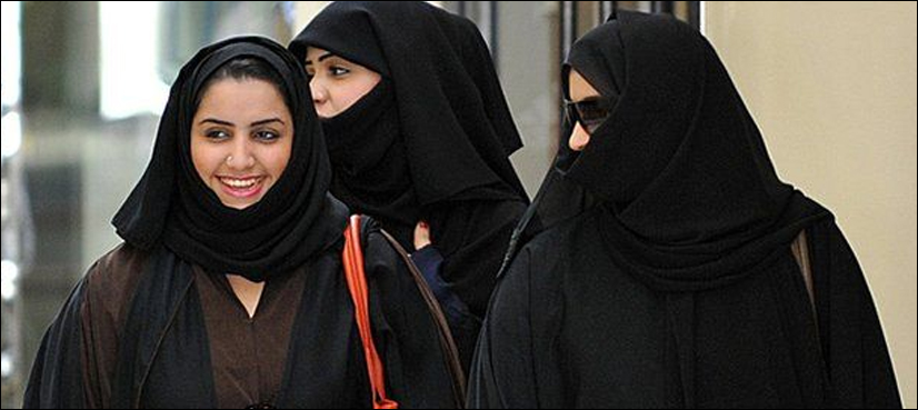 سعودی عرب میں خواتین کو مٹھائی کی دکان پر کام کرنے کی مشروط اجازت