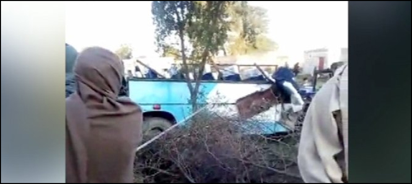 چکوال : بس اور ٹرالرمیں تصادم‘ 4 افراد جاں بحق