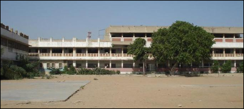 کالج سے بغیر بتائے غیر حاضر پروفیسر سے وجہ معلوم کرنے پر کالج پرنسپل کا تبادلہ