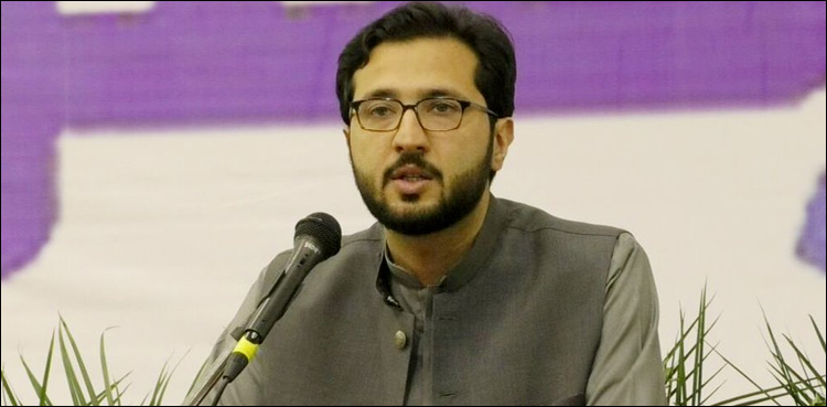 والد کی صحت بہتر ہے، چلنا شروع کردیا ہے: احمد اقبال