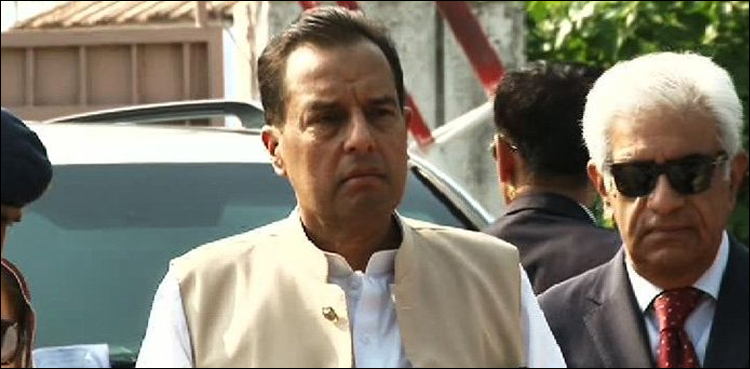 ایون فیلڈ ریفرنس: کیپٹن صفدر اپنا بیان ریکارڈ کرارہے ہیں