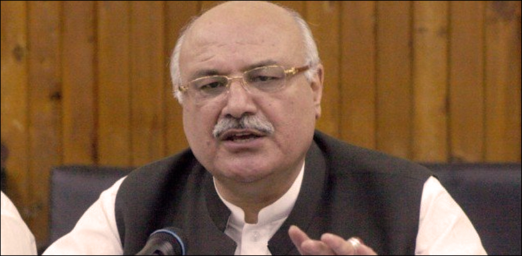 عمران خان کے ہاتھ میں وزیر اعظم بننے کی لکیر نہیں، میاں افتخارحسین