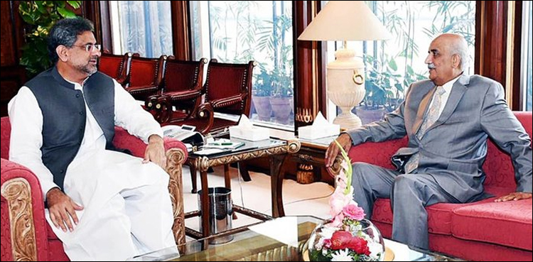 وزیراعظم شاہد خاقان عباسی اور خورشیدشاہ کی ملاقات، نگراں وزیراعظم کے نام پراتفاق نہ ہوسکا