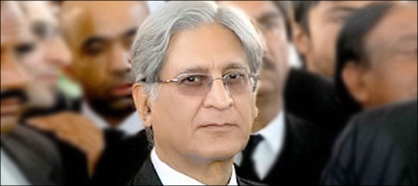 جس ویڈیو کا فرانزک ہونا ہے، وہ تو ن لیگ نے الماری میں رکھی ہوئی ہے: اعتزاز احسن