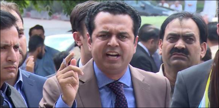 عمران خان، وزیر اعظم ووٹوں سے بنتا ہے لوٹوں سے نہیں، طلال چوہدری