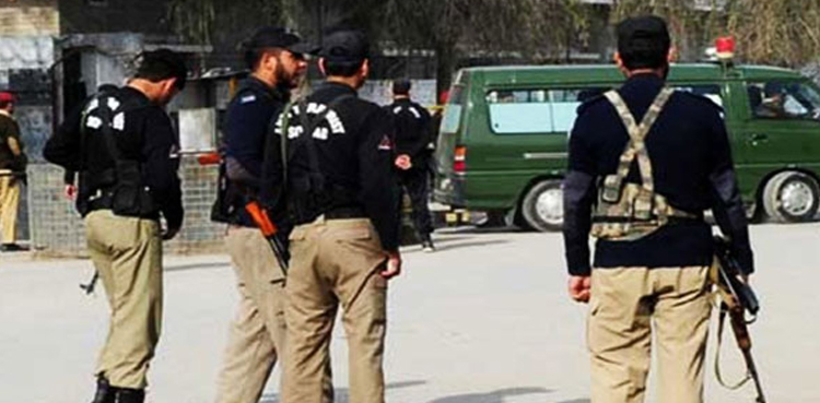 لندن: نامعلوم چاقو بردار شخص کا حملہ، شہری زخمی