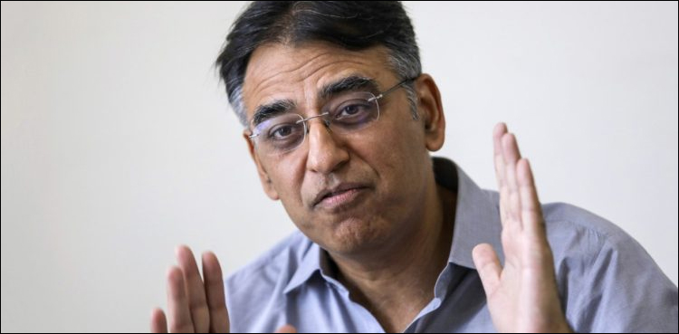شہری آج  نماز کے بعد ملکی سلامتی اورافواج پاکستان کے بہادر بیٹوں کے لیے دعا کریں،اسد عمر