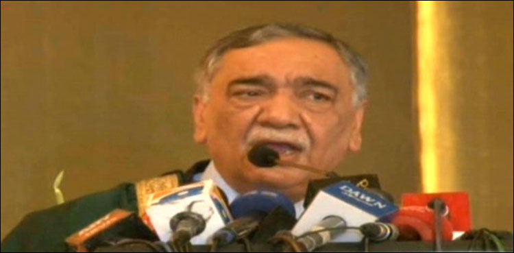 وکیل محروم طبقات کے حقوق کی جنگ لڑتے ہیں ، چیف جسٹس