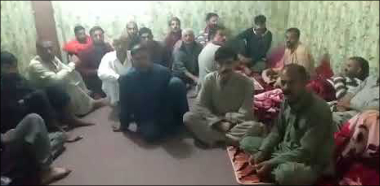 اسلام آباد : عراق میں پھنسے28پاکستانی وطن واپس پہنچ گئے