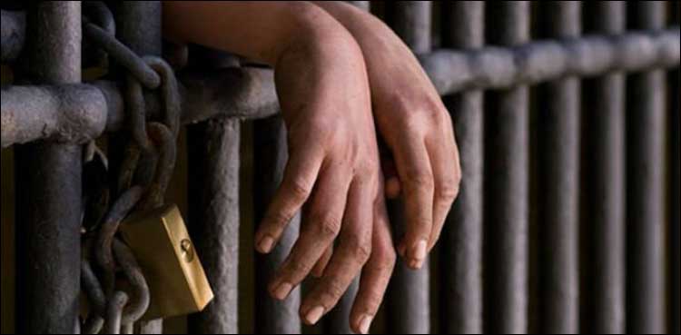 گواہی میں تضادات پر قتل کے ملزمان 12 سال بعد بری