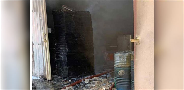 عجمان: پرفیوم کے گودام میں آتشزدگی، ملازم ہلاک 4 زخمی