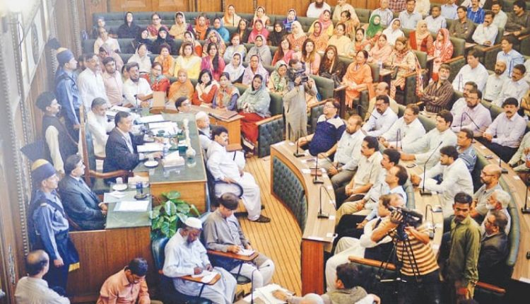 ایم کیو ایم پاکستان نے اپنا ڈپٹی میئر لانے کی تیاریاں شروع کردیں
