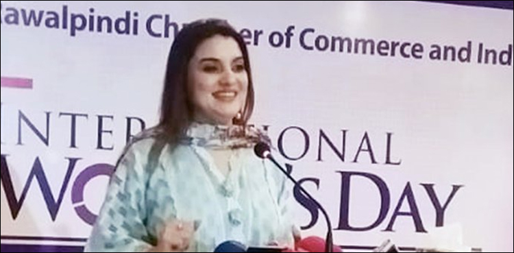 خواتین کو گڈ مارننگ کا میسج  کرنا ہراساں‌ کرنے کے زمرے میں آتا ہے، کشمالہ طارق