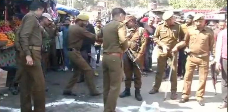 بھارتی مقبوضہ کشمیر میں گرنیڈ دھماکا، 18 زخمی