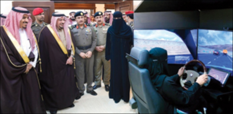 سعودی حکام نے 70 ہزار خواتین کو ڈرائیونگ لائسنس جاری کردئیے