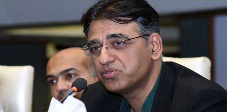 پاکستان پر امیروں کا قبضہ ہے، کرپٹ افراد کے خلاف ایکشن لینا ملکی مفاد میں ہے: وزیر خزانہ