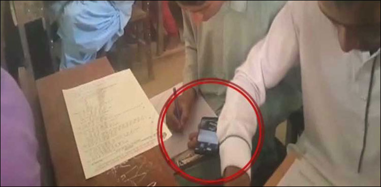سندھ حکومت میٹرک امتحانات میں نقل روکنے میں ناکام، اے آر وائی نیوز نے بھانڈا پھوڑ دیا