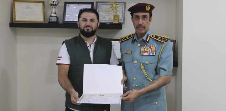 عجمان، شامی شہری نے فلیٹ کے ساتویں فلور سے بچے کو گرنے سے بچالیا
