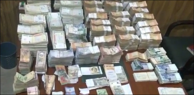 کراچی: ایف آئی اے کی کارروائی‘ 68 کروڑمالیت کے پرائزبانڈز برآمد