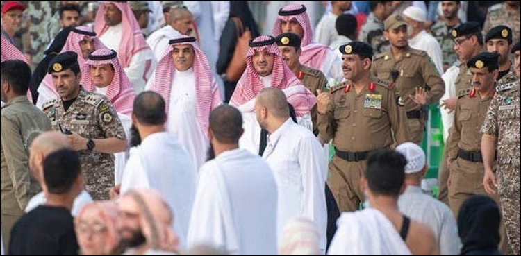 سعودی وزیر داخلہ کا مسجد الحرام کی سیکیورٹی کا جائزہ، حکام سے ملاقات