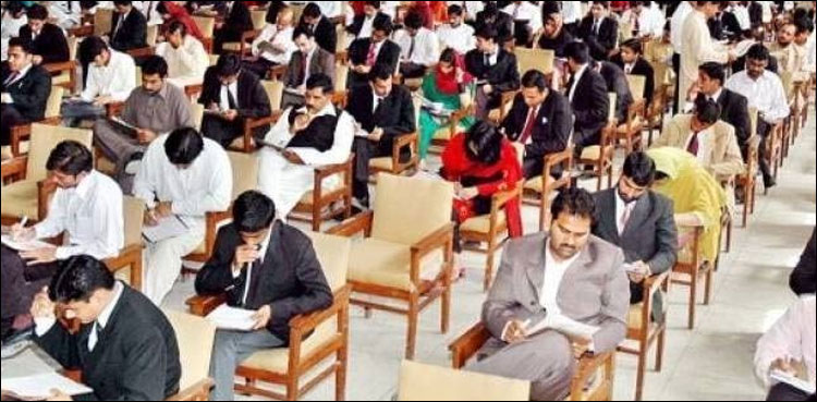 سی ایس ایس کا امتحان انگریزی کے ساتھ اردو میں بھی لیا جاسکے گا، قرارداد منظور