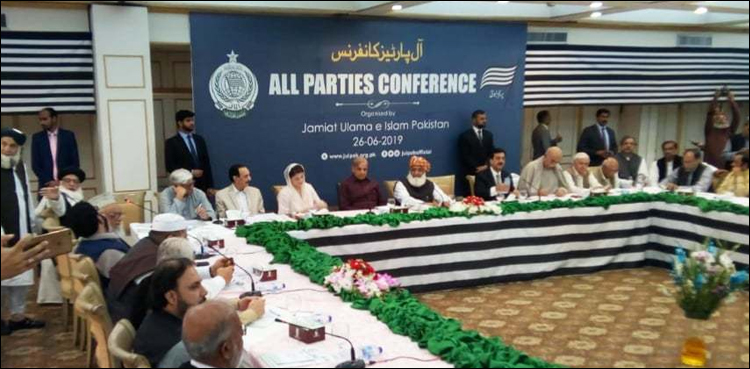 اے پی سی، مولانا فضل الرحمان کی اجتماعی استعفوں اور یوم سیاہ کی تجویز