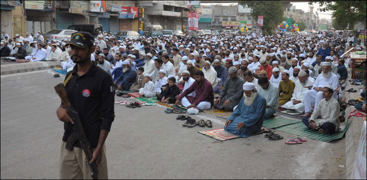 کراچی: نماز عید پر 1367 اجتماعات کی سیکورٹی پر 15 ہزار پولیس اہل کار تعینات ہوں گے