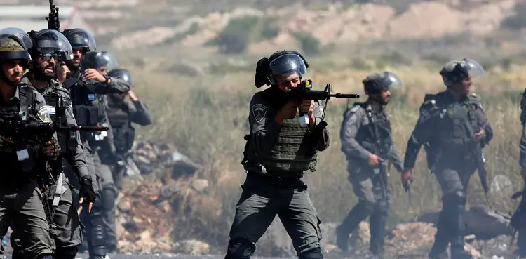اسرائیلی فوج کی نہتے فلسطینیوں پر اندھا دھن فائرنگ، متعدد شہری زخمی