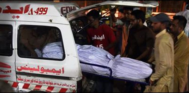 سکھیکی کے قریب بس الٹ گئی، 2 افراد جاں بحق