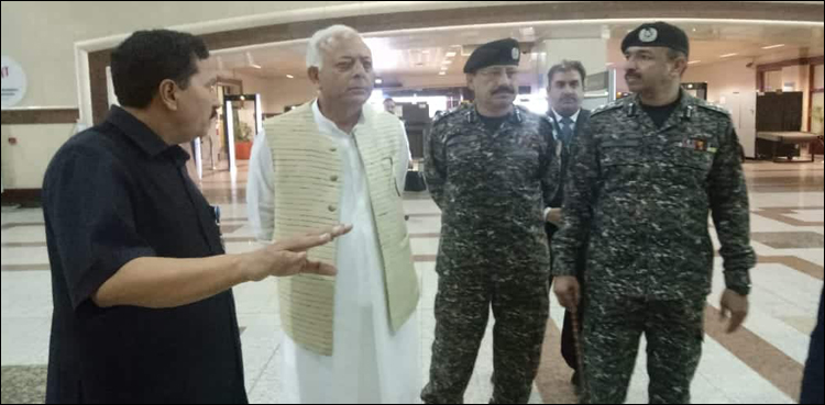 عازمین حج کو ہر ممکن سہولیات فراہم کی جائیں، غلام سرور خان