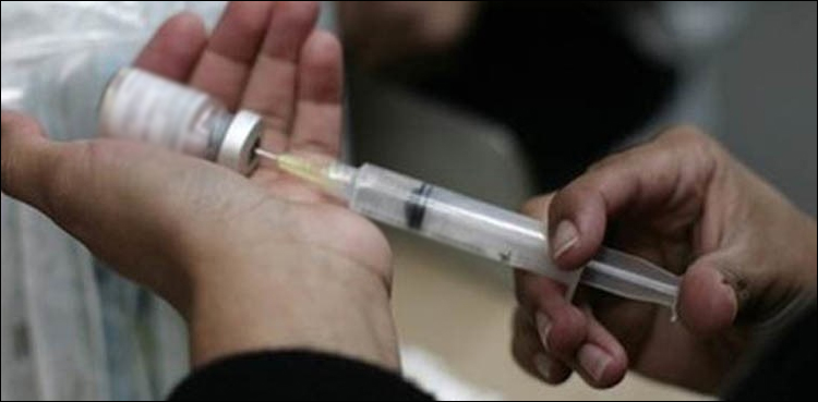 کراچی میں غلط انجکشن لگنے کا ایک اور واقعہ، 13 سالہ حمزہ معذور ہوگیا
