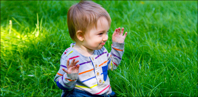 بچے کی یہ حرکات اس میں آٹزم کی نشاندہی کرتی ہیں