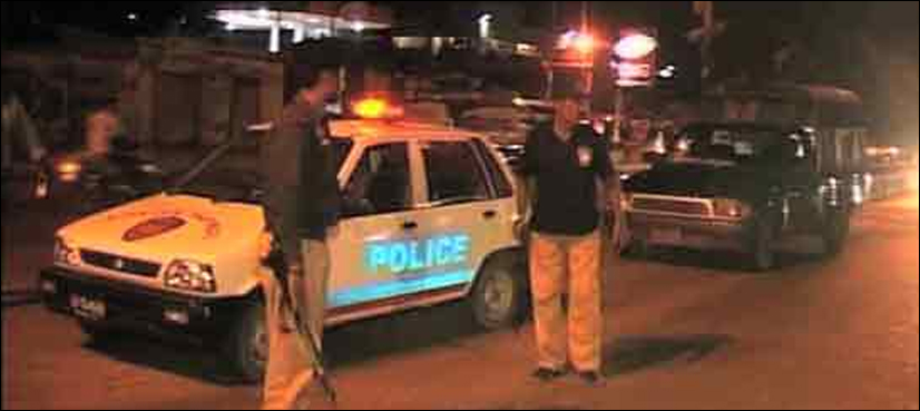 پولیس کا چھاپہ : لیاری گینگ وار کے چار کارندے گرفتار، اسلحہ برآمد