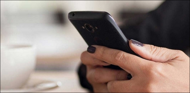 متحدہ عرب امارات، بیوی کو شوہر کے میسج چیک کرنا مہنگا پڑ گیا