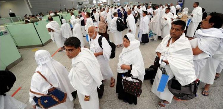 حجاج کرام کو آب زم زم کی فراہمی کیلیے ضروری اقدامات کیے جائیں، وزارت مذہبی امور
