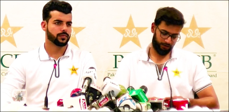 آل راؤنڈر عماد وسیم نے ٹیم میں گروپ بندی کی افواہوں کو مسترد کردیا
