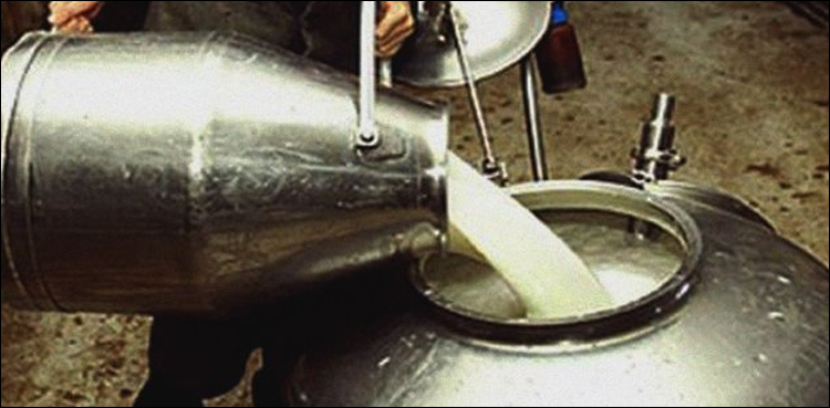 کراچی: دودھ کی قیمتوں میں اضافے کے لیے 11 جولائی کو ہڑتال کا اعلان