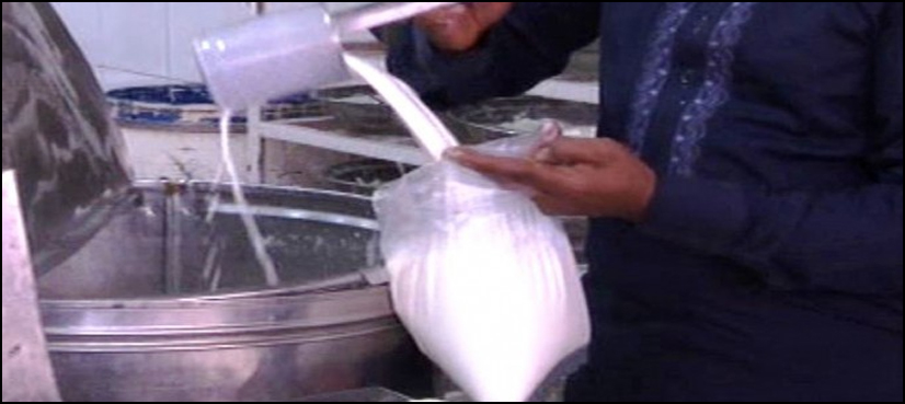 سندھ حکومت کا کراچی میں دودھ 110 روپے فروخت ہونے کا نوٹس