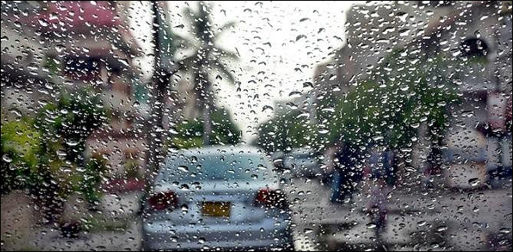شدید سردی میں کراچی میں بوندا باندی، پنجاب میں بھی بارش کی پیش گوئی