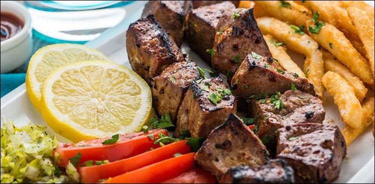 عید کی دعوتیں اڑائیں لیکن احتیاط کے ساتھ