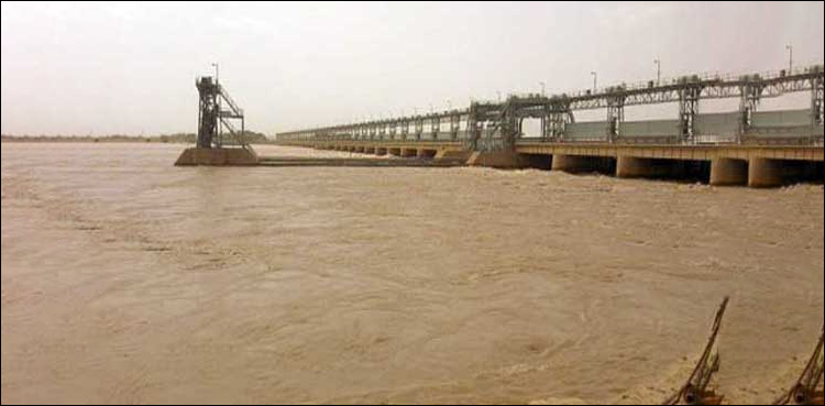 گڈو بیراج پر اونچے درجے کا سیلاب، کئی دیہات زیر آب، فصلیں تباہ