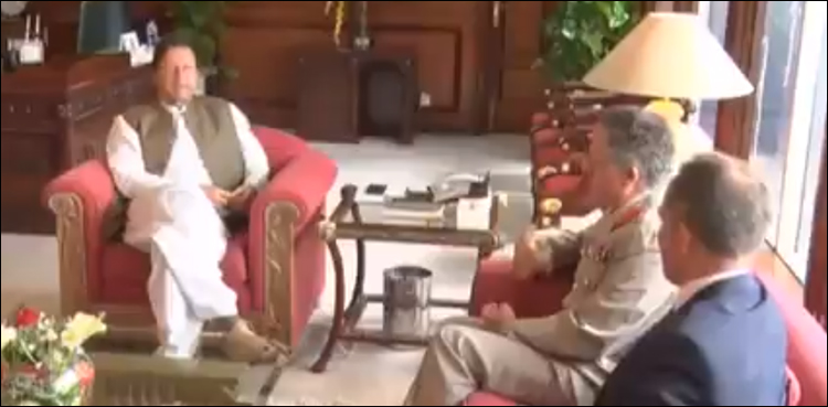 وزیر اعظم عمران خان سے برطانوی ڈیفنس چیف جنرل سرنکولس کی ملاقات