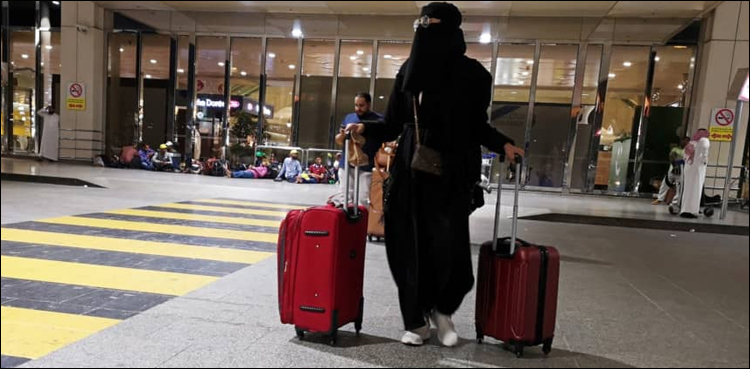 سعودی خواتین کا مرد سرپرستوں کی رضامندی کے بغیر بیرون ملک سفر