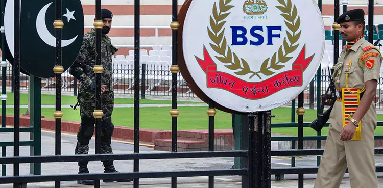 پاکستان کا یوم آزادی پر پاک بھارت سرحد پر مٹھائی کا تبادلہ نہ کرنے کا فیصلہ