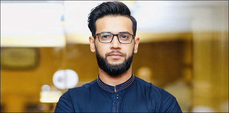 عماد وسیم نے شادی کارڈ بھیجنا شروع کردیے