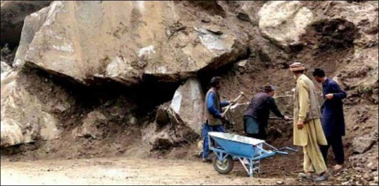 آزاد کشمیر میں بارش کے بعد راولاکوٹ میں لینڈ سلائیڈنگ، 7 افراد جاں بحق