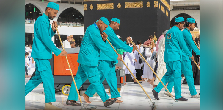 حج انتظامات ، مسجد الحرام میں  صفائی کیلئے  4000 افراد پر مشتمل عملہ تعینات