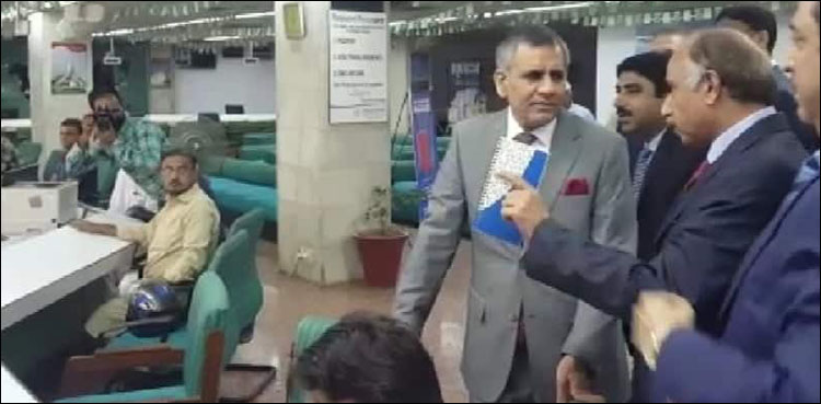 عمرہ سیزن میں زائرین کیلئے پروازوں میں اضافہ کیا جائے گا، ایئر مارشل ارشد ملک